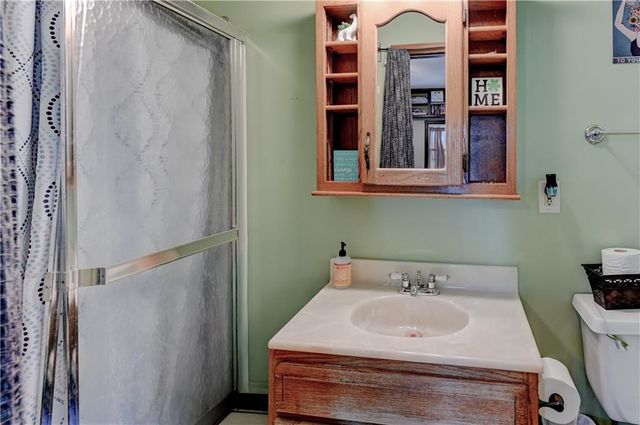 1032 5th Avenue, Leavenworth, KS 66048