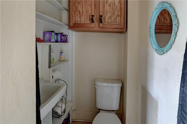 1032 5th Avenue, Leavenworth, KS 66048