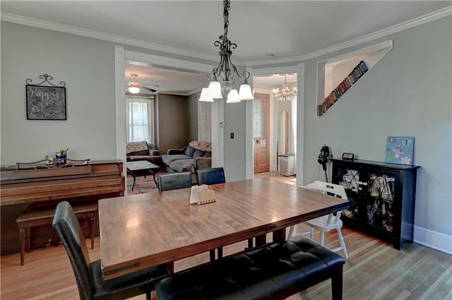 1032 5th Avenue, Leavenworth, KS 66048