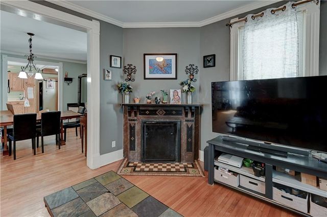 1032 5th Avenue, Leavenworth, KS 66048