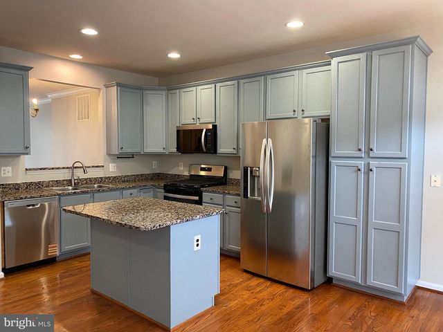 4929 CHASTE TREE PL, Woodbridge, VA 22192