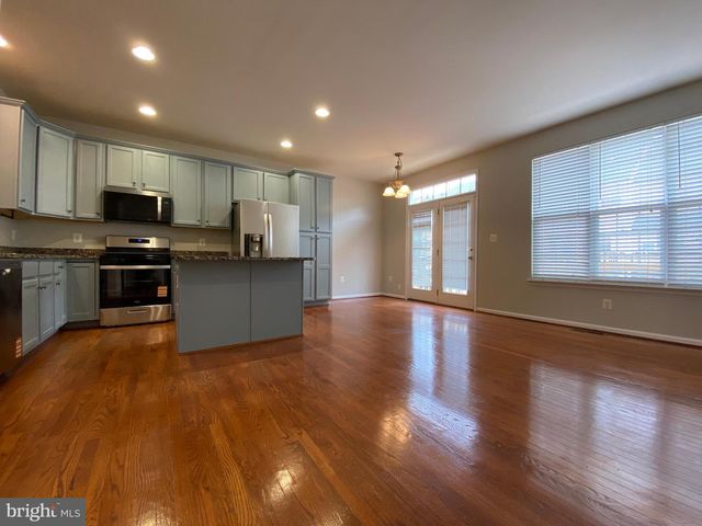 4929 CHASTE TREE PL, Woodbridge, VA 22192