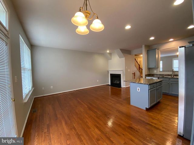 4929 CHASTE TREE PL, Woodbridge, VA 22192