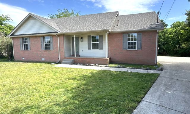1111 Forestwood Ct, Smyrna, TN 37167