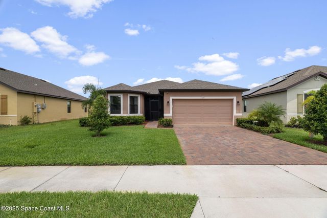 653 Old Country Road SE, Palm Bay, FL 32909