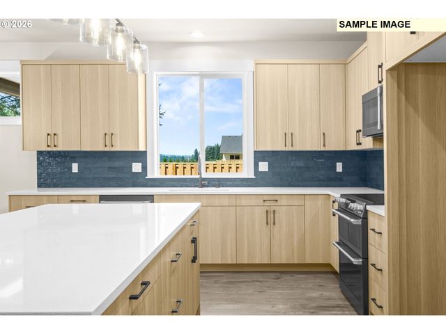 2201 E JUNIPER Cir 20, La Center, WA 98629