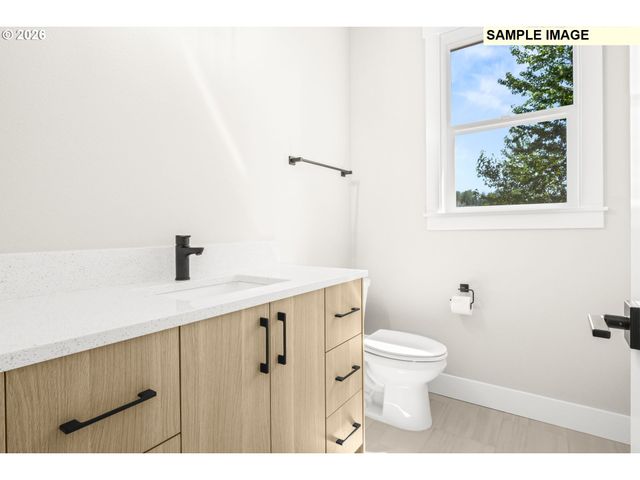 2201 E JUNIPER Cir 20, La Center, WA 98629