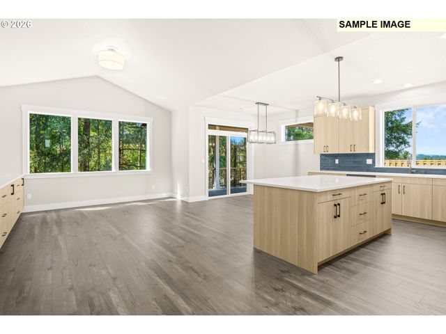 2201 E JUNIPER Cir 20, La Center, WA 98629