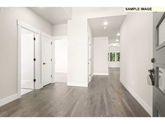 2201 E JUNIPER Cir 20, La Center, WA 98629