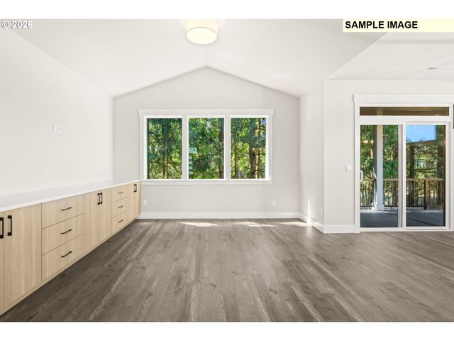 2201 E JUNIPER Cir 20, La Center, WA 98629