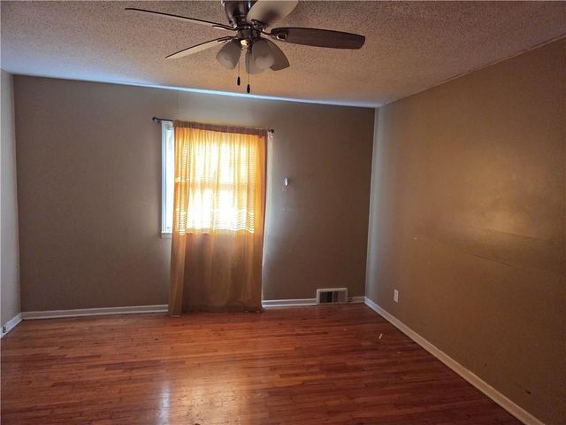 8510 E 110th Terrace, Kansas City, MO 64134