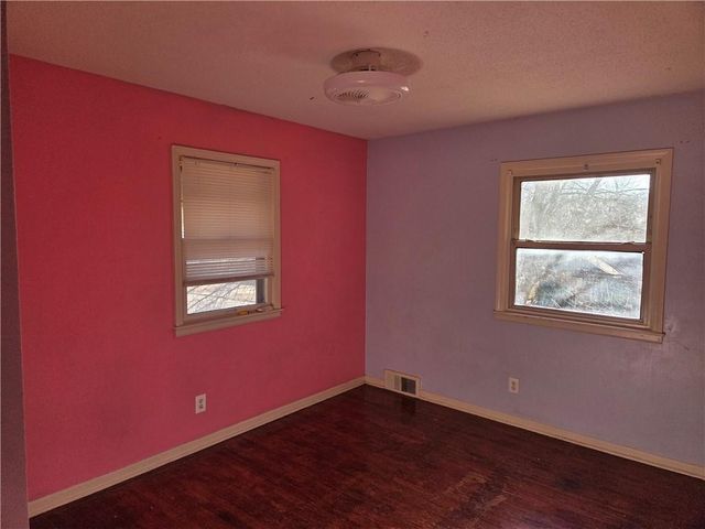 8510 E 110th Terrace, Kansas City, MO 64134