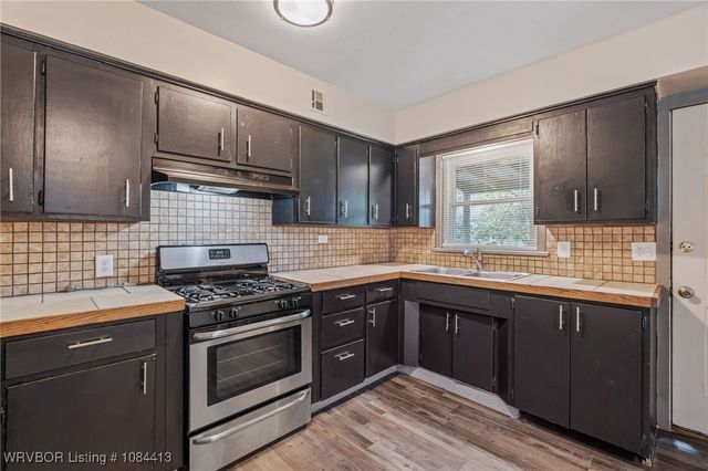 3809 MacArthur Drive, Fort Smith, AR 72904