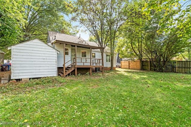 3809 MacArthur Drive, Fort Smith, AR 72904