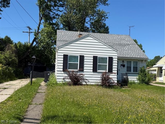 14518 Saint James Avenue, Cleveland, OH 44135