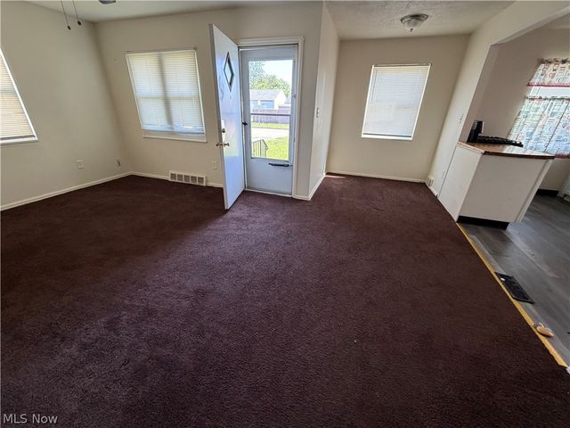 14518 Saint James Avenue, Cleveland, OH 44135