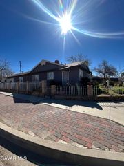 38562 35th Street, Palmdale, CA 93550