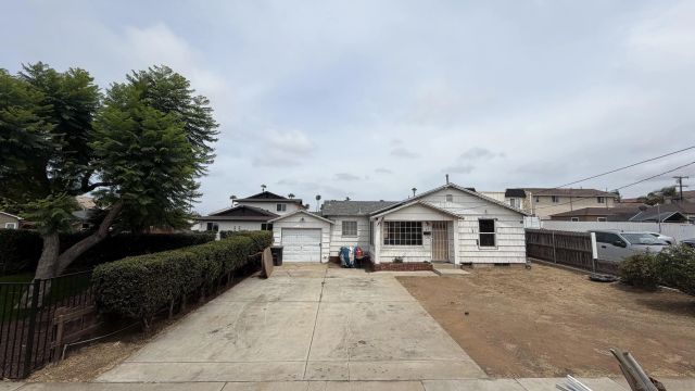 45 Madison Ave, Chula Vista, CA 91910