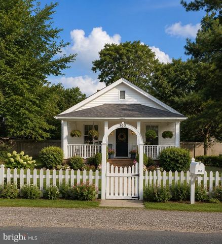 163 MANSFIELD ST, Fredericksburg, VA 22408