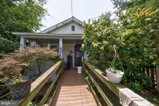 163 MANSFIELD ST, Fredericksburg, VA 22408