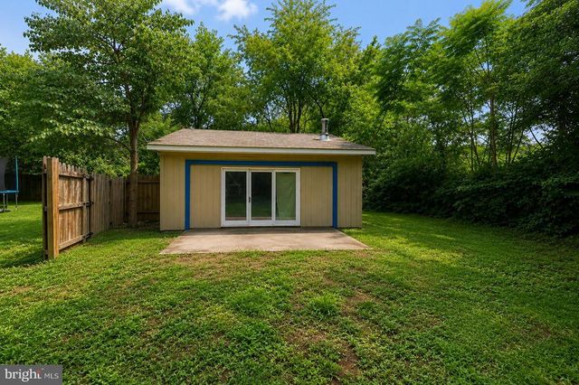 163 MANSFIELD ST, Fredericksburg, VA 22408