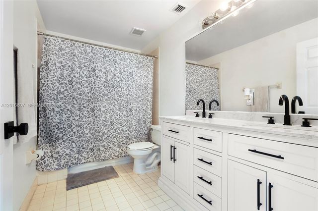18222 SW 27th St, Miramar, FL 33029