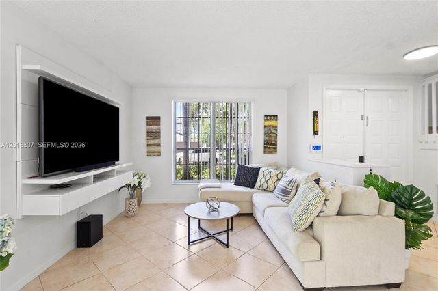 18222 SW 27th St, Miramar, FL 33029
