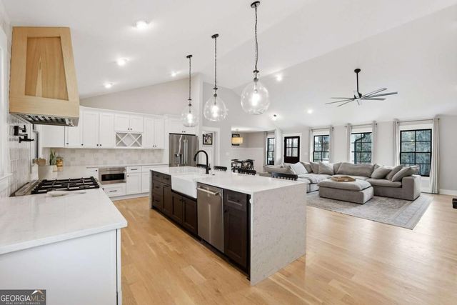 13420 Providence Road, Milton, GA 30009