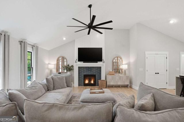 13420 Providence Road, Milton, GA 30009