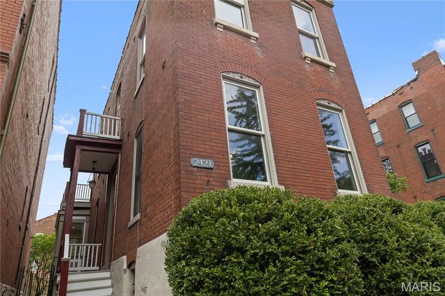 2421 S 13TH Street, St Louis, MO 63104