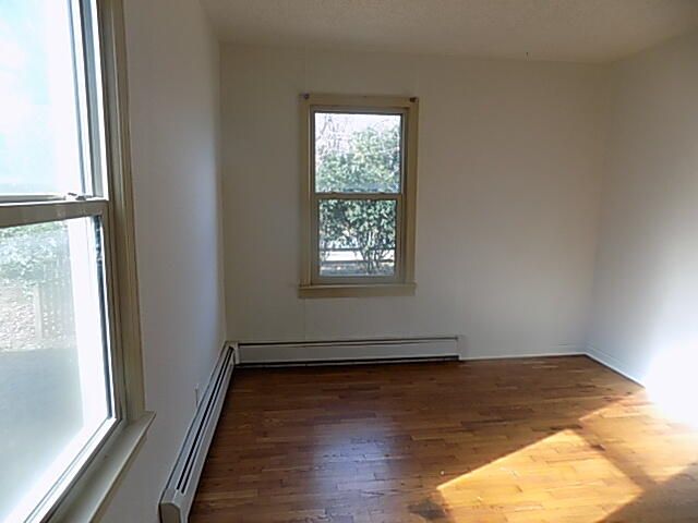 1232 N Farmer Avenue, Springfield, MO 65802