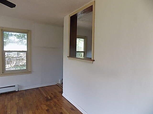 1232 N Farmer Avenue, Springfield, MO 65802