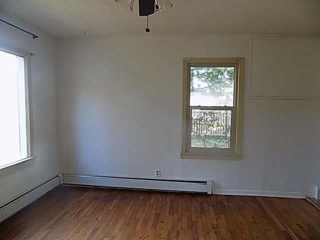 1232 N Farmer Avenue, Springfield, MO 65802