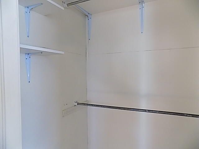 1232 N Farmer Avenue, Springfield, MO 65802