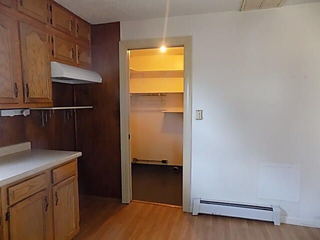 1232 N Farmer Avenue, Springfield, MO 65802