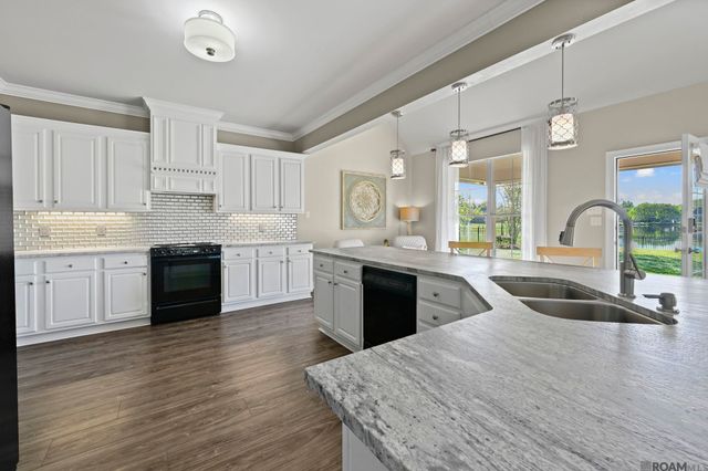 18329 Manchac Place South, Prairieville, LA 70769