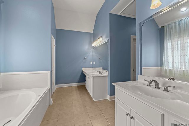 18329 Manchac Place South, Prairieville, LA 70769