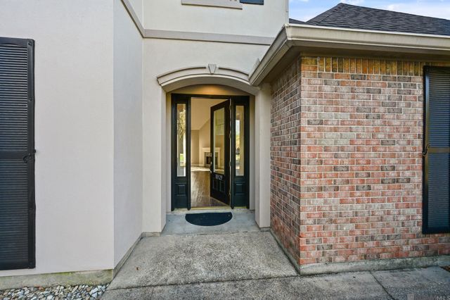 18329 Manchac Place South, Prairieville, LA 70769