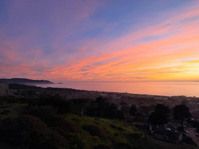 270 Beachview Avenue 14, Pacifica, CA 94044