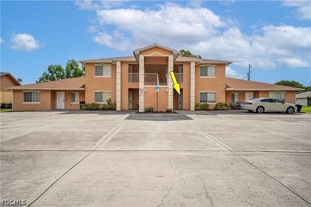 1227 SE 23rd PL 3, Cape Coral, FL 33990