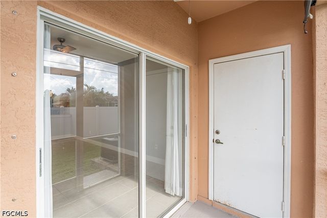 1227 SE 23rd PL 3, Cape Coral, FL 33990