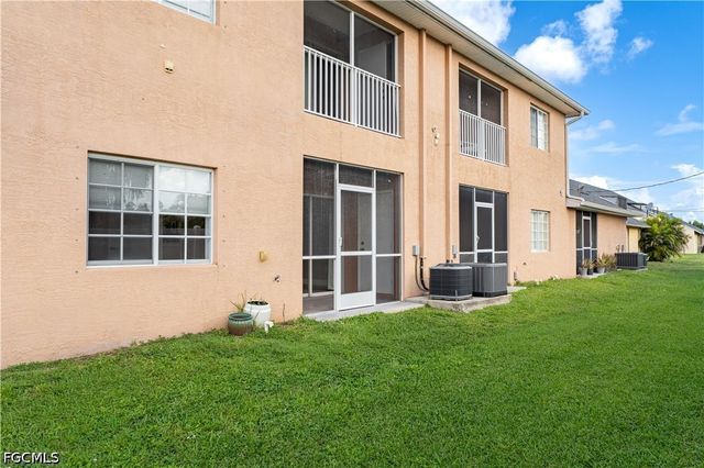 1227 SE 23rd PL 3, Cape Coral, FL 33990