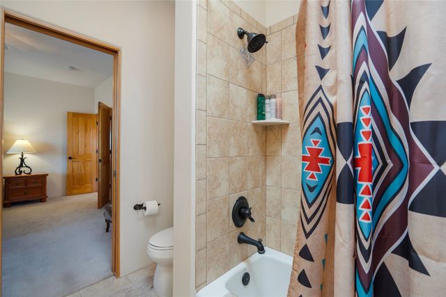 31 Camino Botanica, Santa Fe, NM 87507