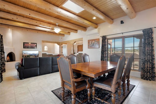 31 Camino Botanica, Santa Fe, NM 87507