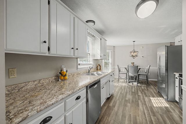 723 Hogan Dr, Murfreesboro, TN 37128