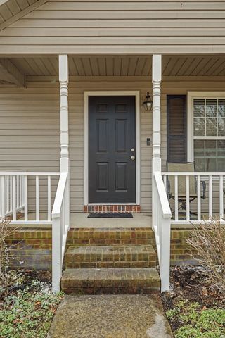 723 Hogan Dr, Murfreesboro, TN 37128