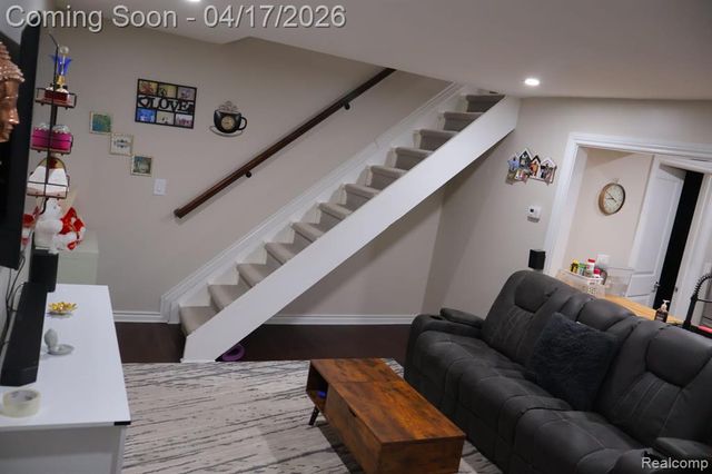39845 Village Wood Lane 379, Novi, MI 48375