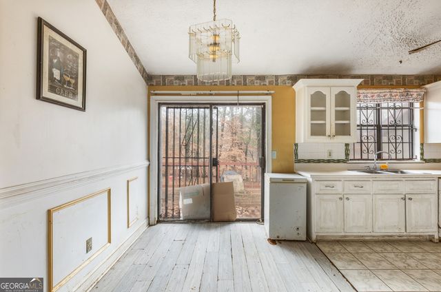 470 Plainville Drive SW, Atlanta, GA 30331