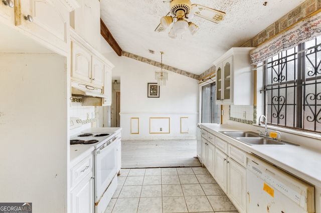 470 Plainville Drive SW, Atlanta, GA 30331