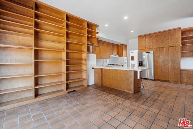 1136 Harvard Street, Santa Monica, CA 90403